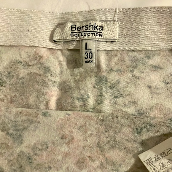 2 for 20 BERSHKA AND H&M BODYCON SKIRT - Picture 3 of 7